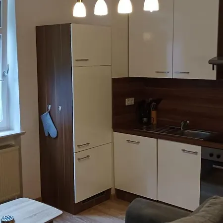 Wald Uessbach アパート アルフ